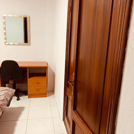 Habitacion Privada בית אירוח *